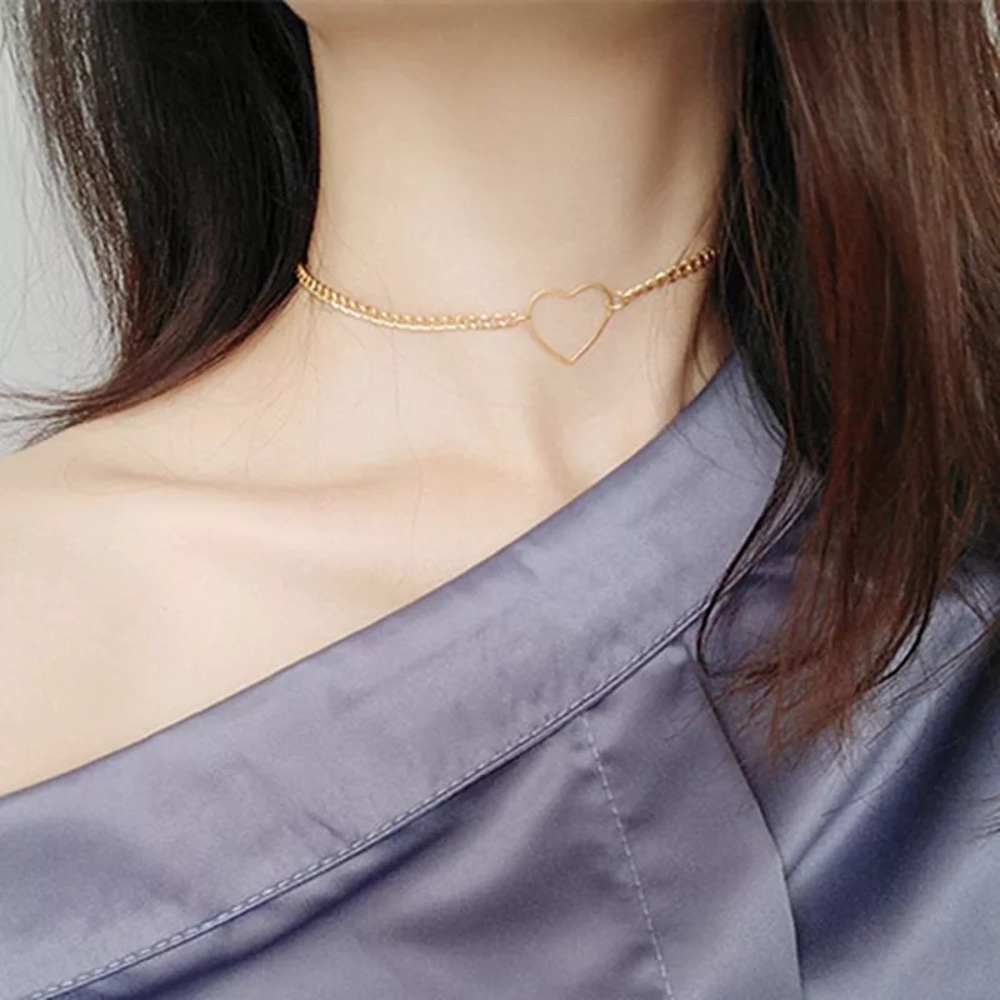 🎉 New Gold Plated Heart Choker Necklace - Picture 1 of 5